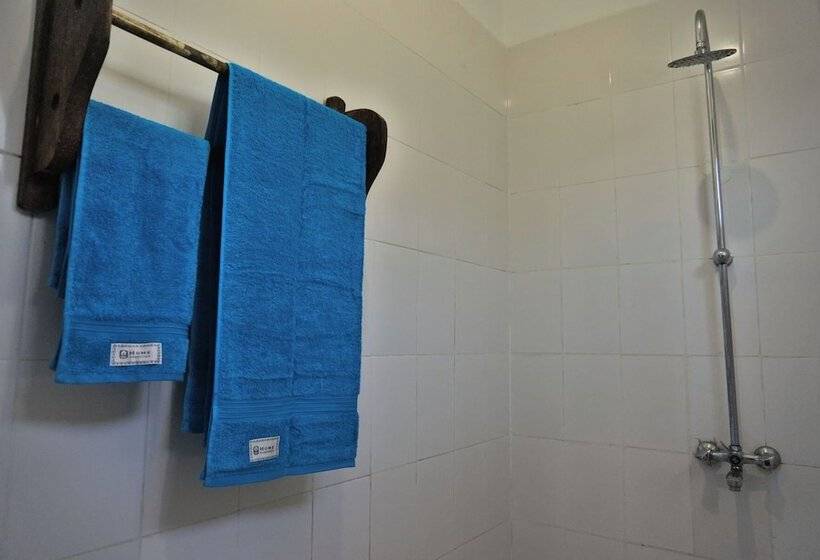 Bed and Breakfast Cocolala Beach House