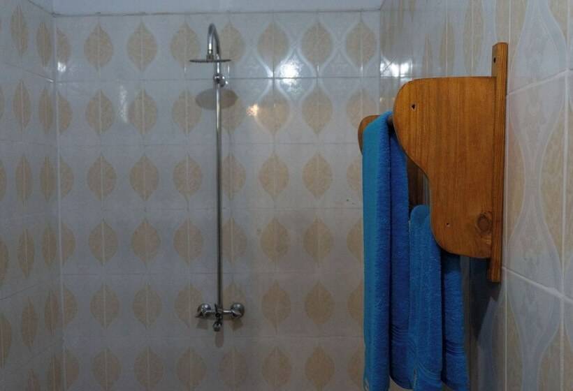 Bed and Breakfast Cocolala Beach House