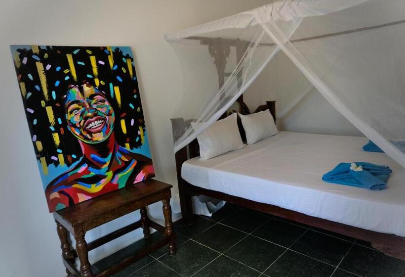 Bed and Breakfast Cocolala Beach House