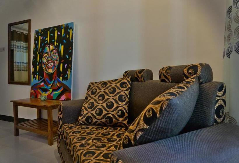 Bed and Breakfast Cocolala Beach House