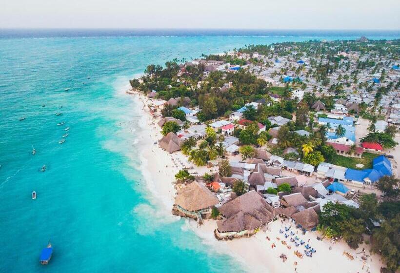 Bed and Breakfast Cocolala Beach House