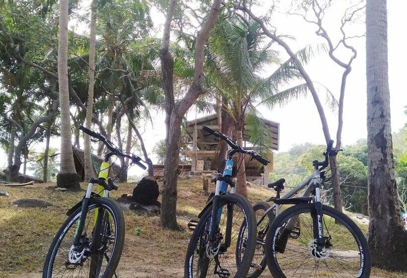 Bed and Breakfast Coraline Coast Beach Resort & Resto Bar