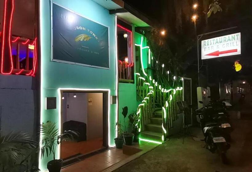 تختخواب و صبحانه Coron Town Traveller S Dormitory