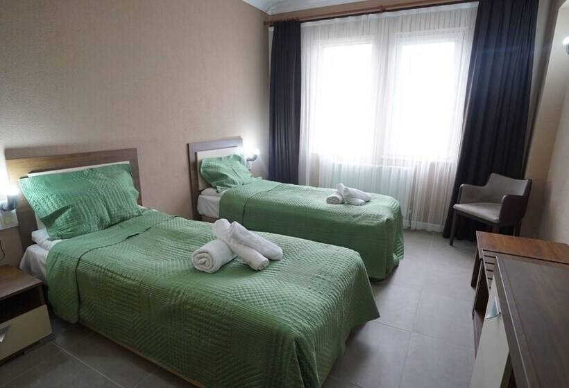 צימר Kumru Suitesseda Pansi̇yon