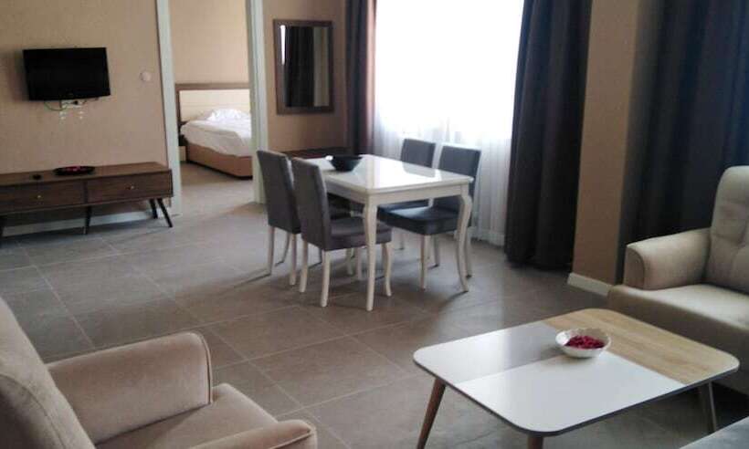 צימר Kumru Suitesseda Pansi̇yon