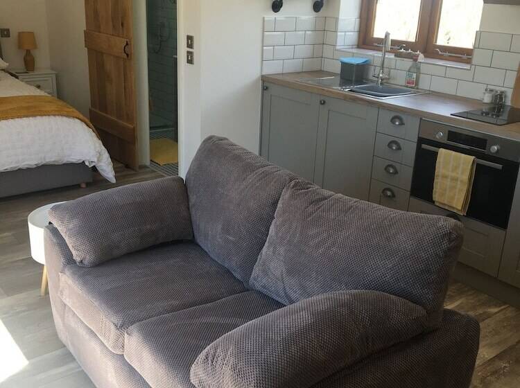 مبيت وإفطار Lakeview Studios