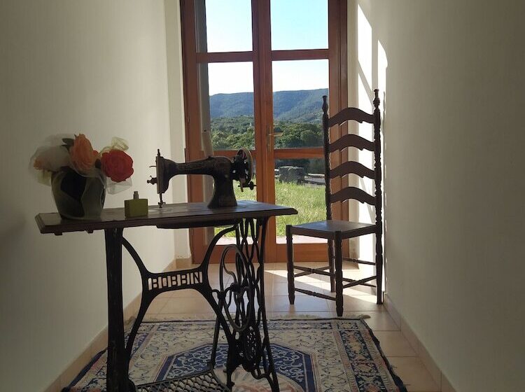 Room In B&b   Note Di Stelle Resort In Marrubiu Num01