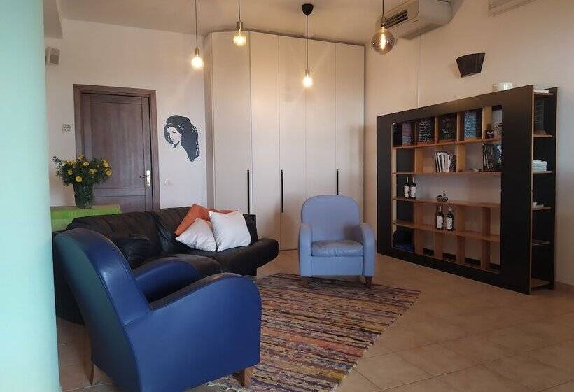 Room In B&b   Note Di Stelle Resort A Marrubiu