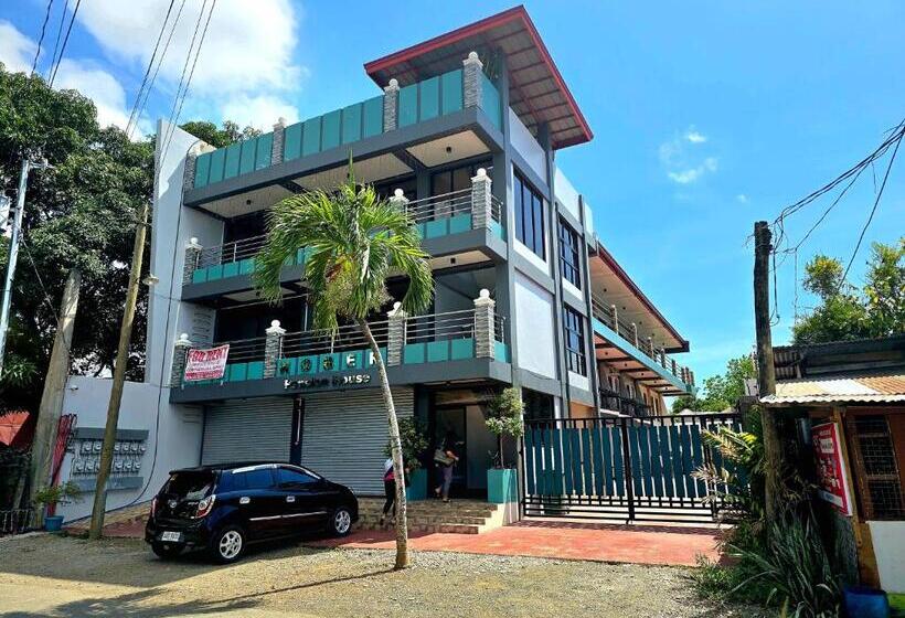 تختخواب و صبحانه Nober Pension House City Center