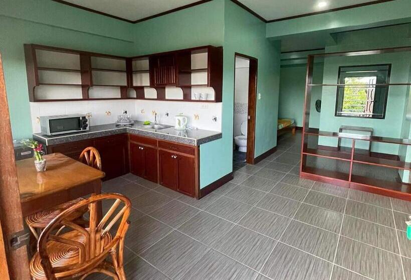 تختخواب و صبحانه Nober Pension House City Center