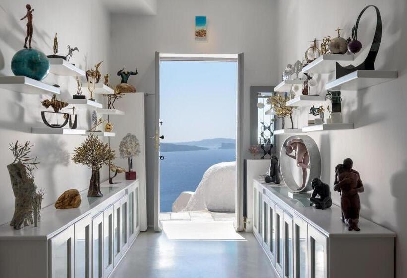 تختخواب و صبحانه Oia Treasures Art Suites