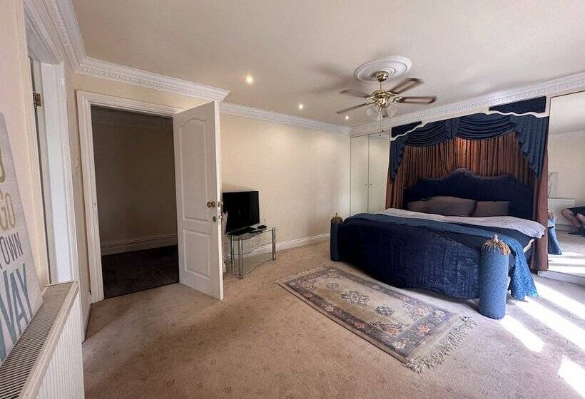 مبيت وإفطار Reemdale