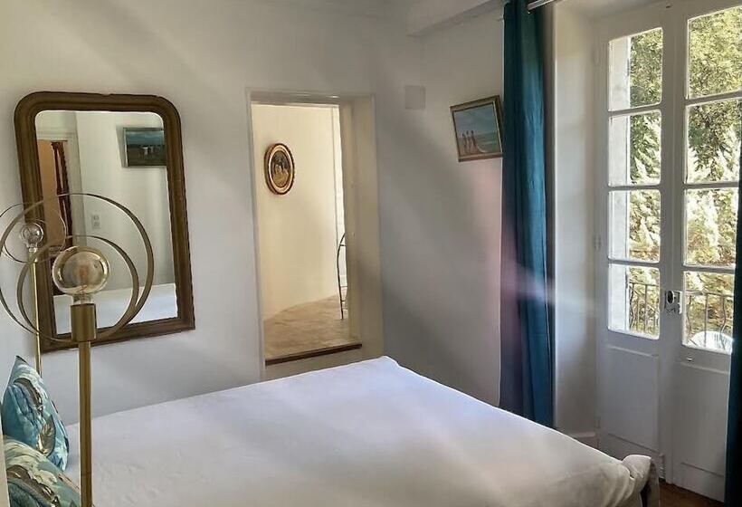 住宿加早餐  Spa Chateau La Tour