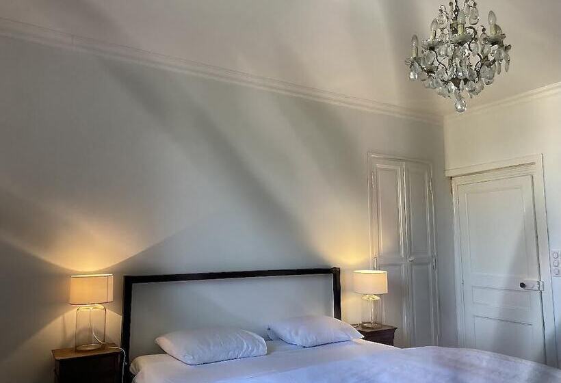 住宿加早餐  Spa Chateau La Tour