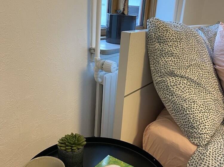 تختخواب و صبحانه Stay Billund