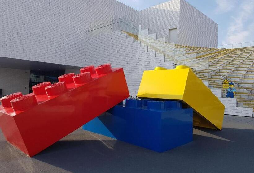 تختخواب و صبحانه Stay Billund