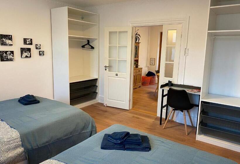 تختخواب و صبحانه Stay Billund