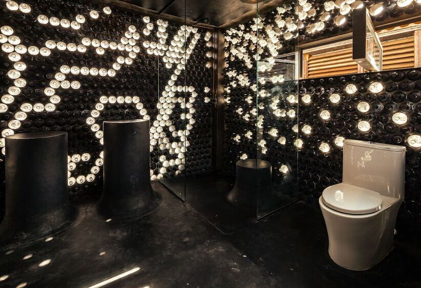 Casa Silencio Hotel Boutique & Distillery