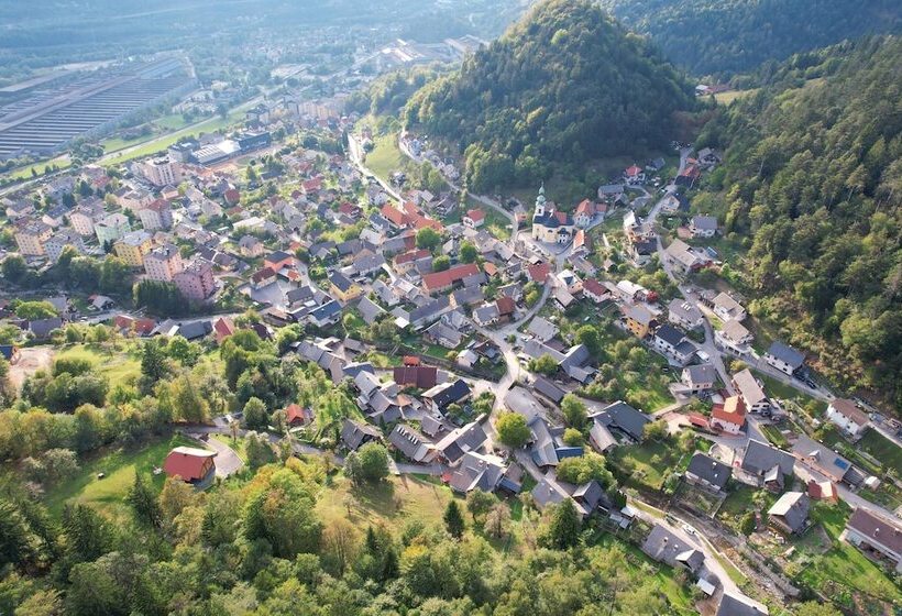 Charming Bella Hideout Adults Only