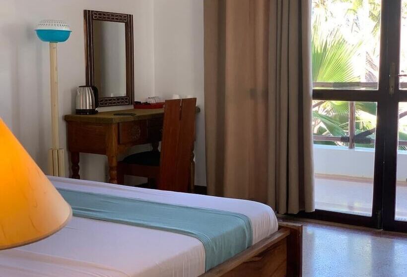 Cterra Zanzibar Beach Resort