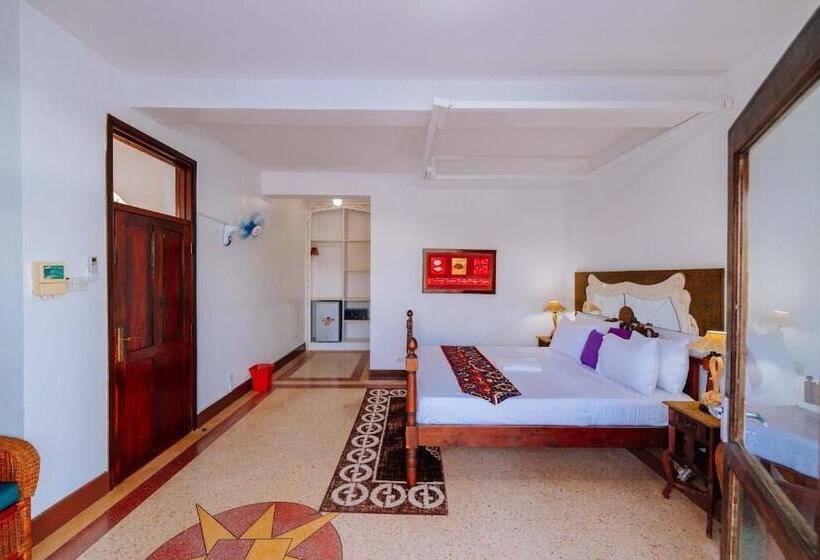 Cterra Zanzibar Beach Resort