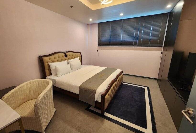 Cube9 Resort And Spa