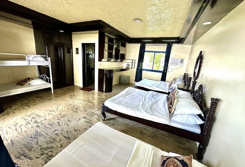 Emmalyn's Paradise Resort