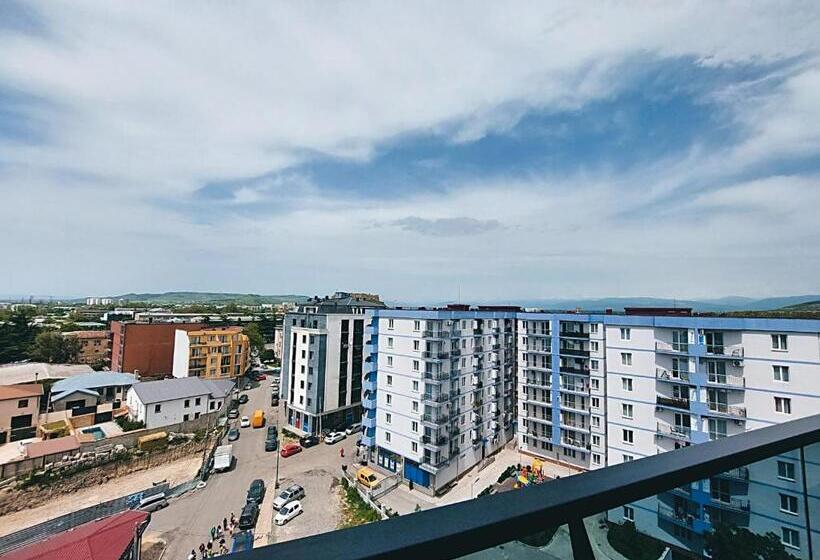Gori Apartments