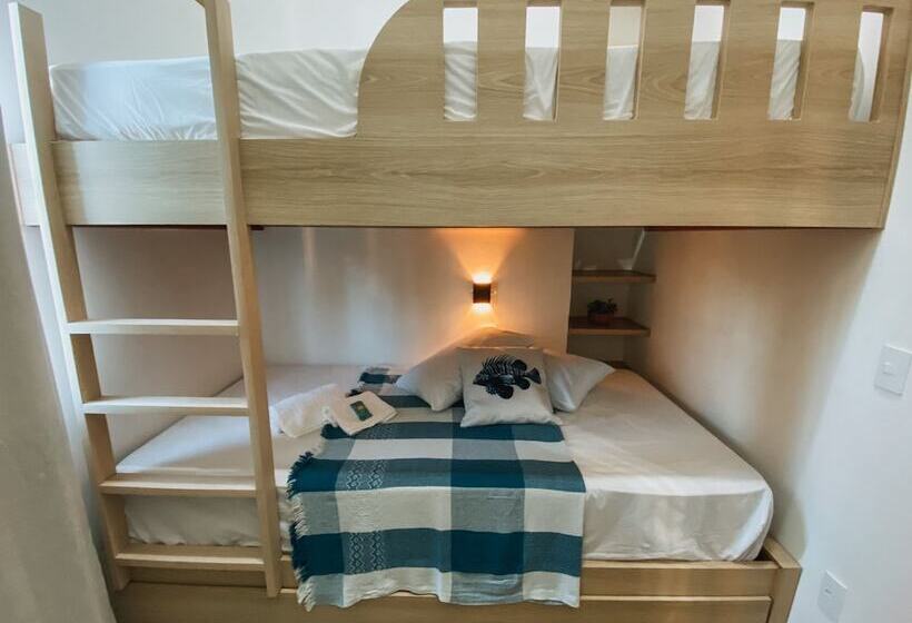 פונדק Raroguis Pousada E Café