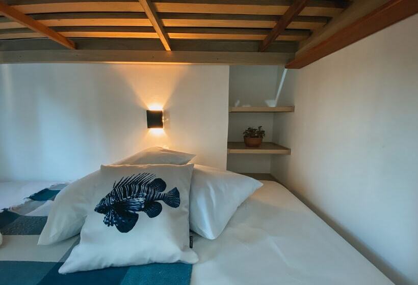 פונדק Raroguis Pousada E Café