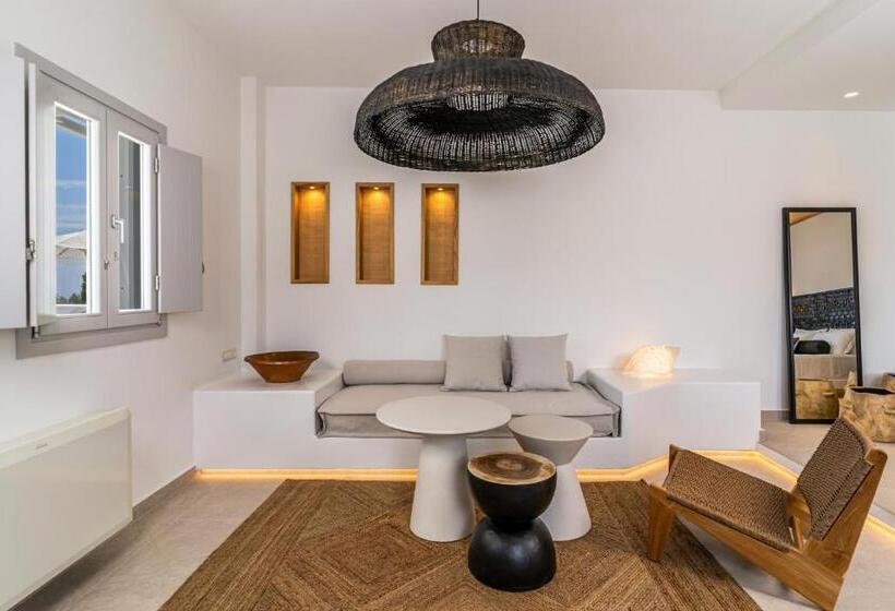 Hotel Arotron Santorini