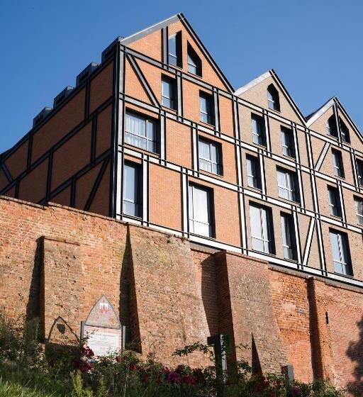 בית מלון כפרי Bulvar