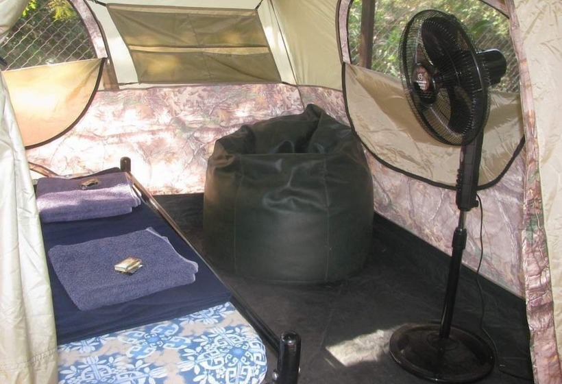 בית מלון כפרי Camp Riveredge Paradise