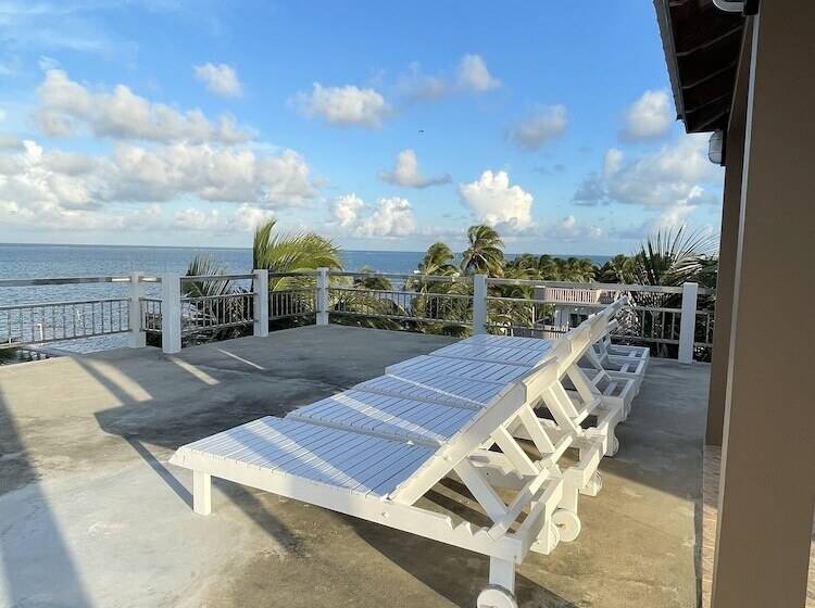 酒店 Caye Caulker Beach