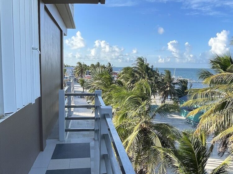 酒店 Caye Caulker Beach