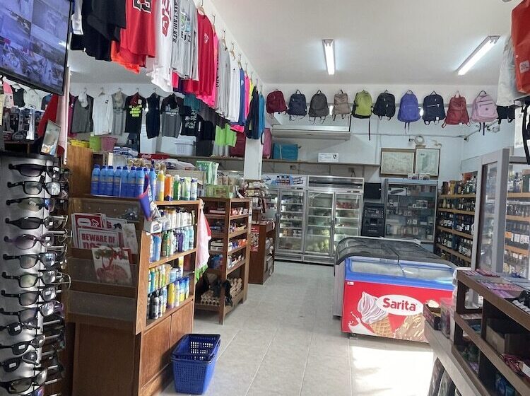 בית מלון כפרי Caye Caulker Beach