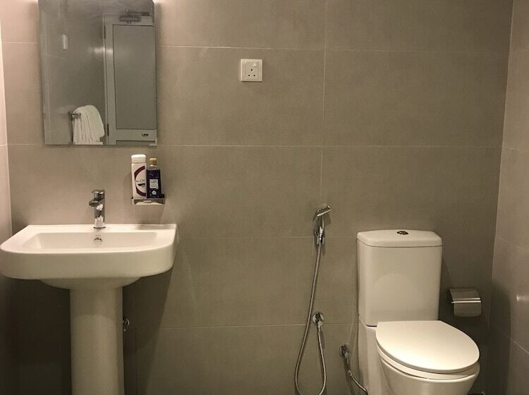 ホテル Ceylon Kingsmen Garden