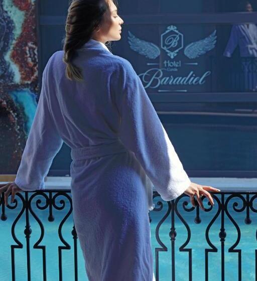 酒店 Cunda Baradi̇el