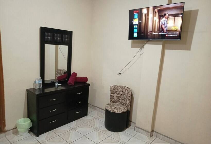 فندق Destination