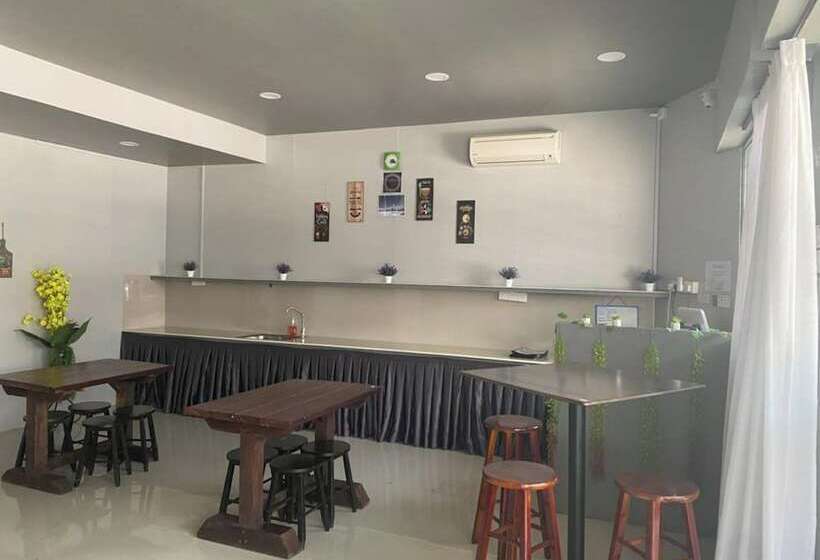 호텔 Hanarilla By Oyo