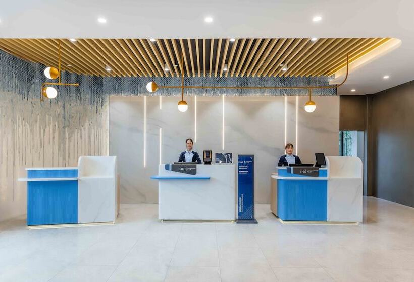 فندق Holiday Inn Express Jiangmen East Station, An Ihg