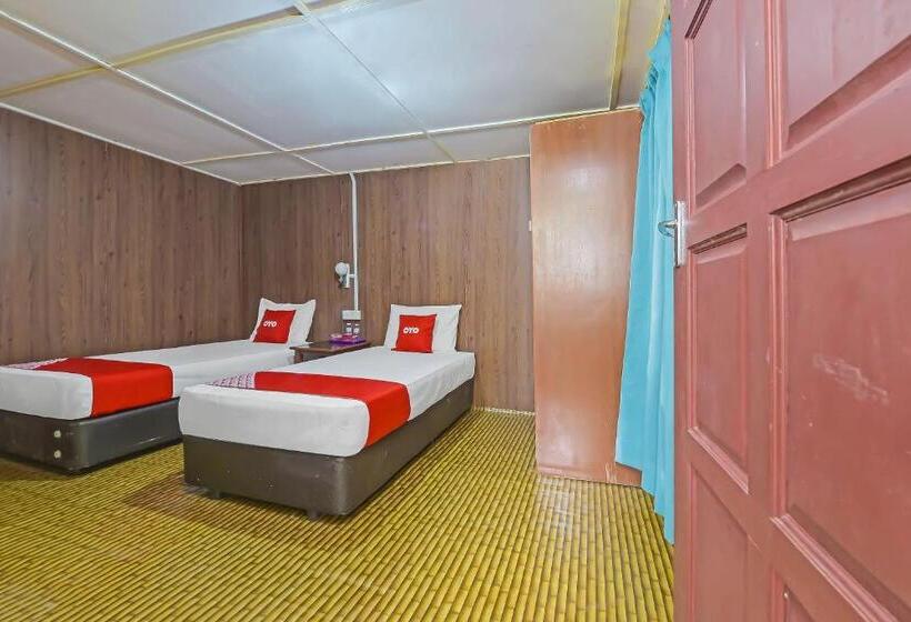 בית מלון כפרי Holiday View Inn By Oyo