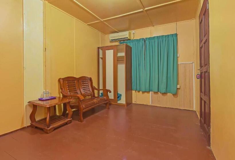 בית מלון כפרי Holiday View Inn By Oyo