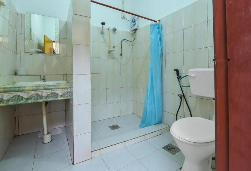 בית מלון כפרי Holiday View Inn By Oyo