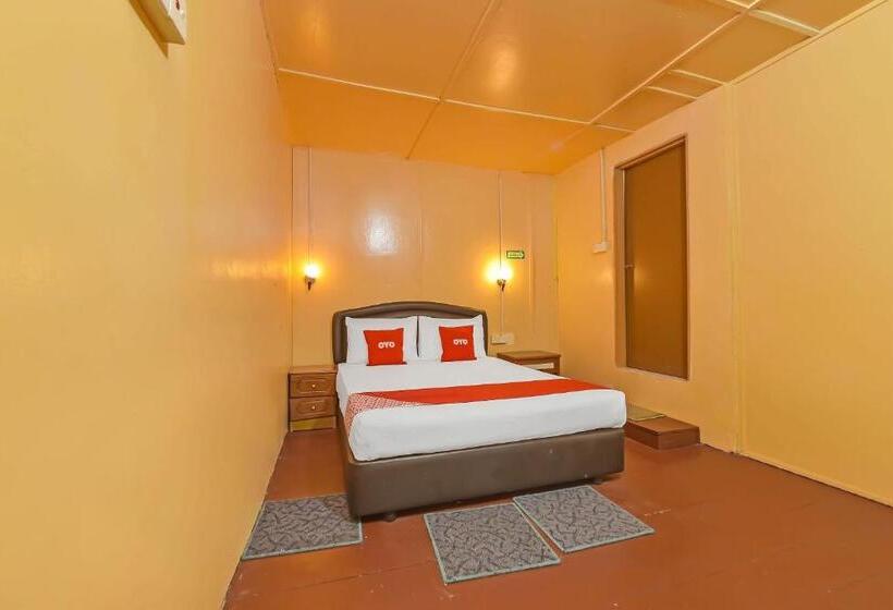 בית מלון כפרי Holiday View Inn By Oyo