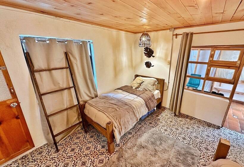 호텔 Hostal Neutro