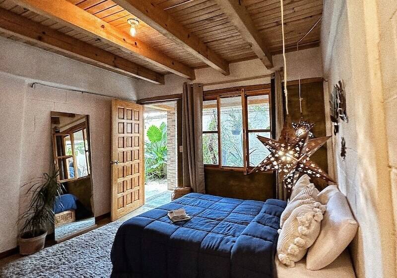 호텔 Hostal Neutro