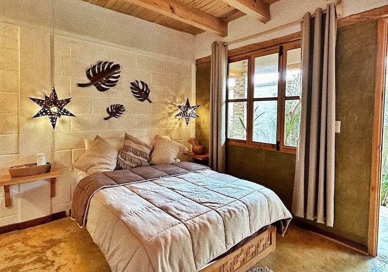 호텔 Hostal Neutro