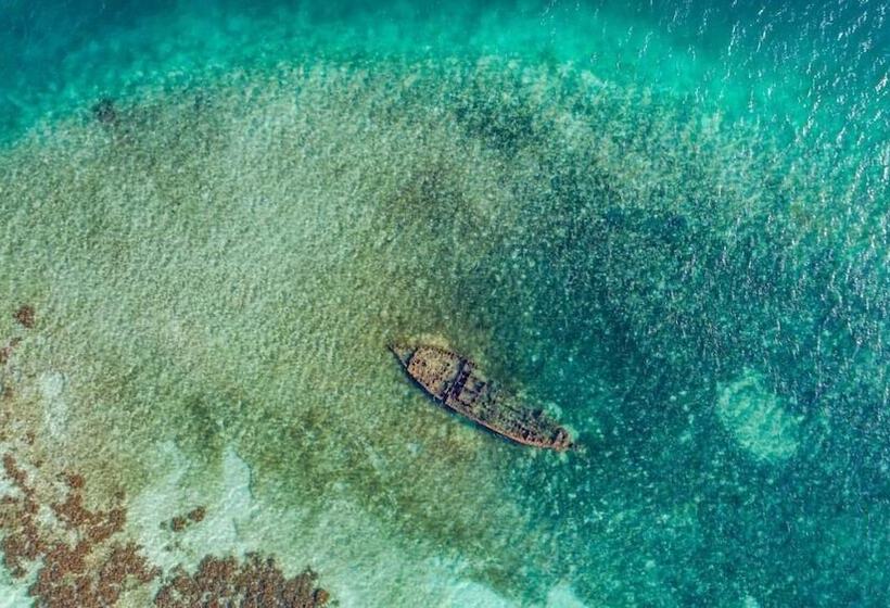 هتل Isla   The Island Experience