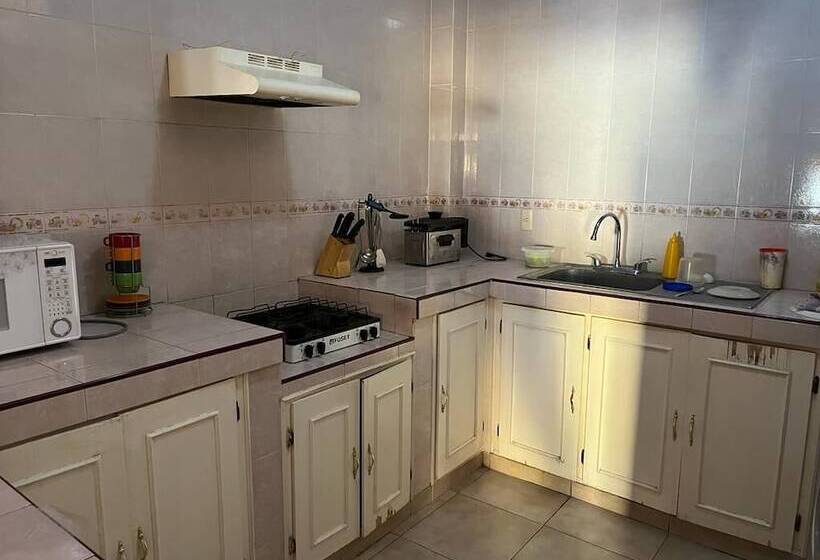 בית מלון כפרי La Posada